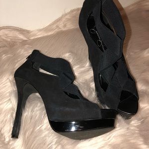 Beautiful Jessica Simpson Sandals - Size 8.5